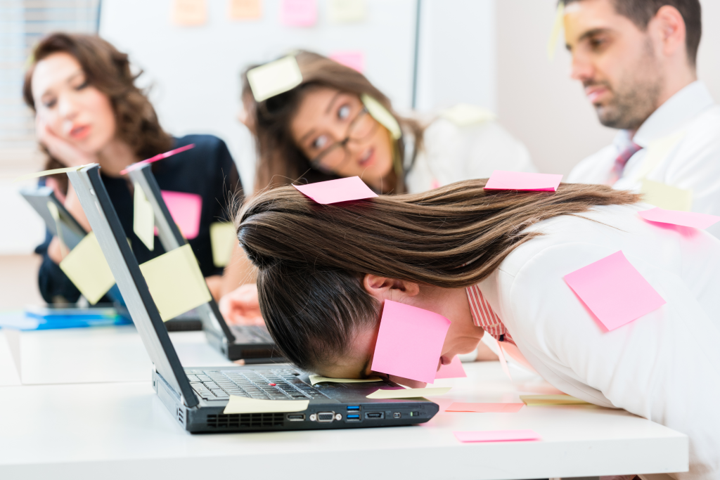 ¿Cómo Lidiar con el Estrés Laboral y Mejorar Nuestro Bienestar?